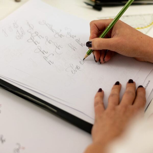 Flourishing-Workshop in Wien | Ocker Studio