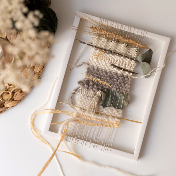 Kreatives Webbild mit Trockenblumen | Ocker Studio
